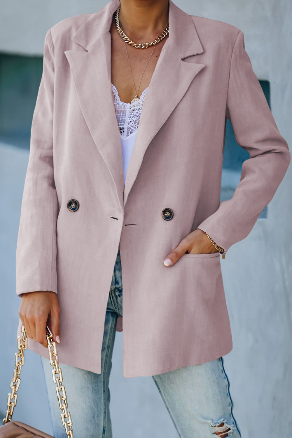 ModeGeist | Doppelreihiger Blazer mit gepolsterten Schultern und Taschen