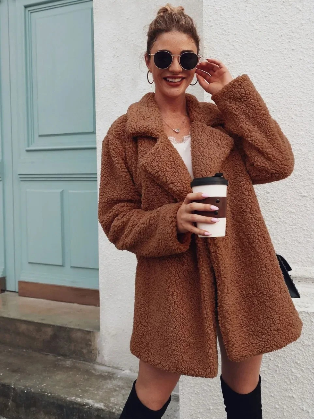 ModeGeist | Teddy Plüsch Kurzmantel mit Reverskragen für Damen