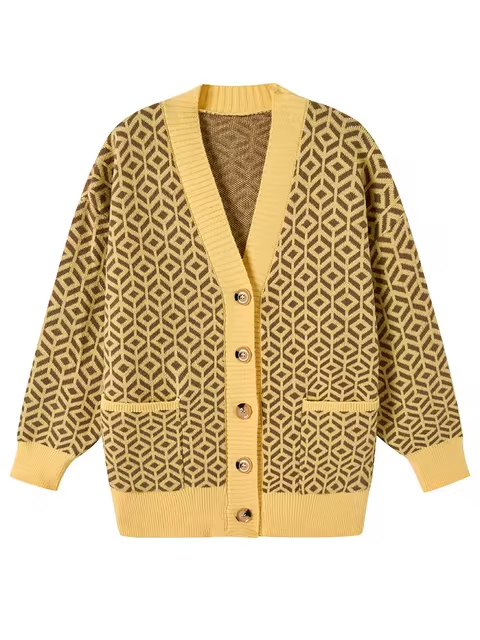 ModeGeist | Strickjacke mit geometrischem Muster und Knopfleiste