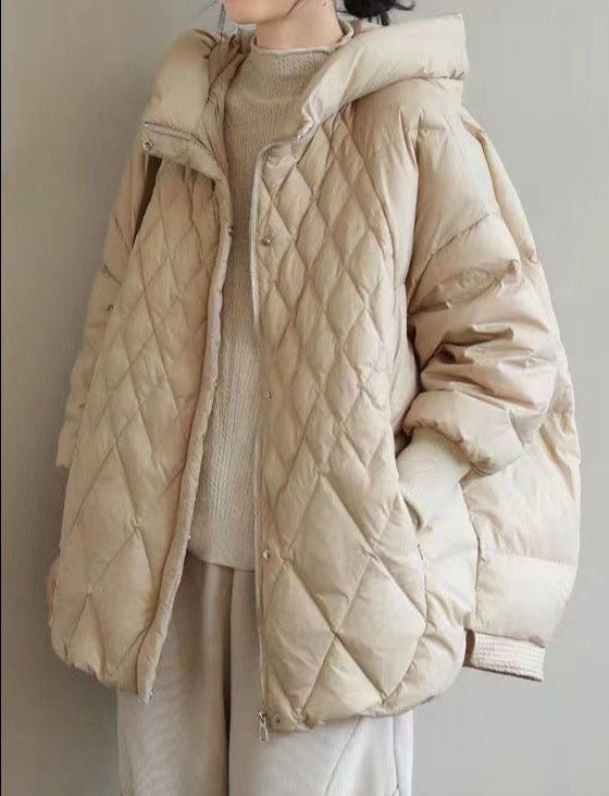 ModeGeist | Halblanger Wintermantel Mit Kapuze Für Damen