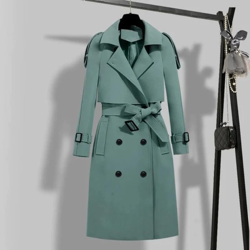 Schwarzer Trenchcoat mit Gürtel von Laseanna