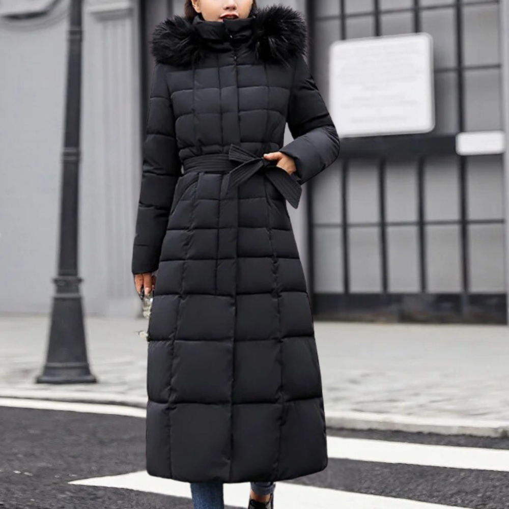 ModeGeist | gesteppte Jacke - stilvolle Winteroutwear für Damen mit Kunstpelzkapuze