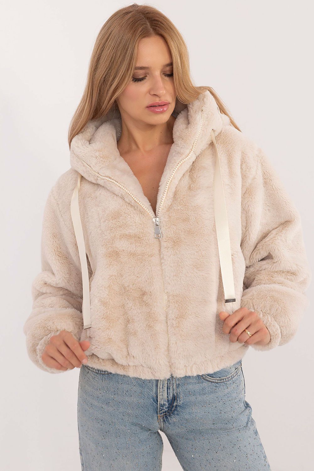 ModeGeist | Plüschjacke mit Kapuze Weich und Warm Lässiger Komfort
