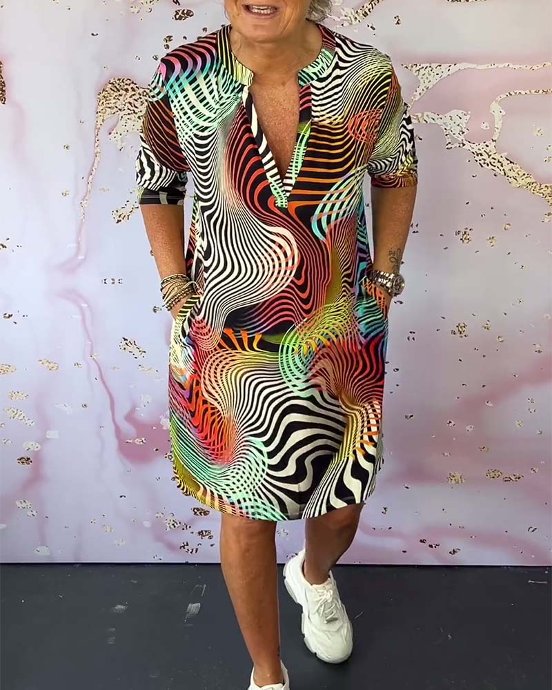 MODEGEIST Damen V-Ausschnitt Kleid Bunt Fließend