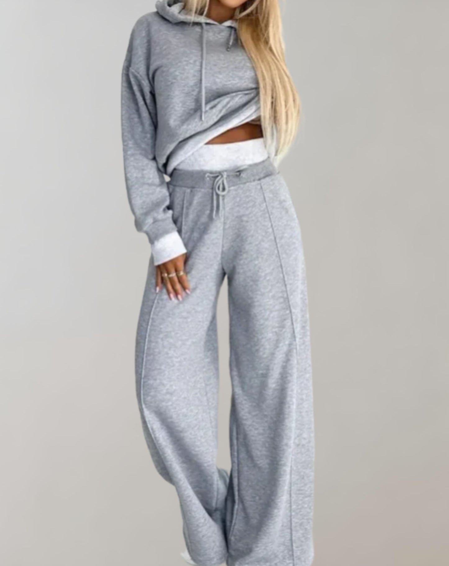 Bequemes Damen-Set mit Kapuze und weiten Hosen - Ariane