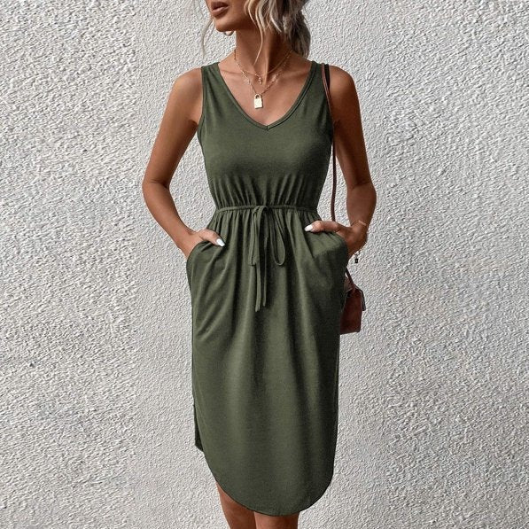Kurzes, modisches Kleid mit Knopfleiste von Jana