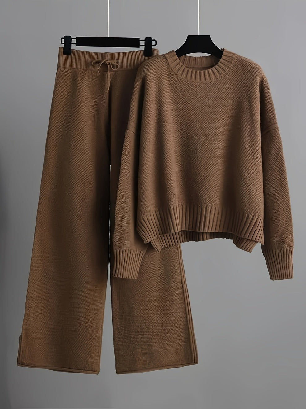 Großer Pullover und weite Hose MAYA