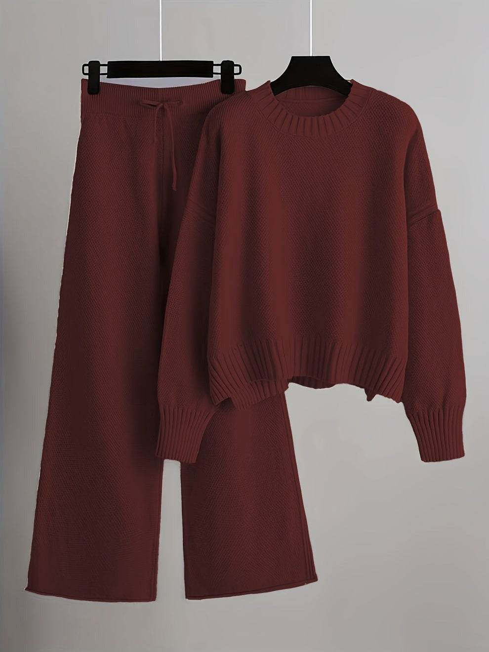 Großer Pullover und weite Hose MAYA