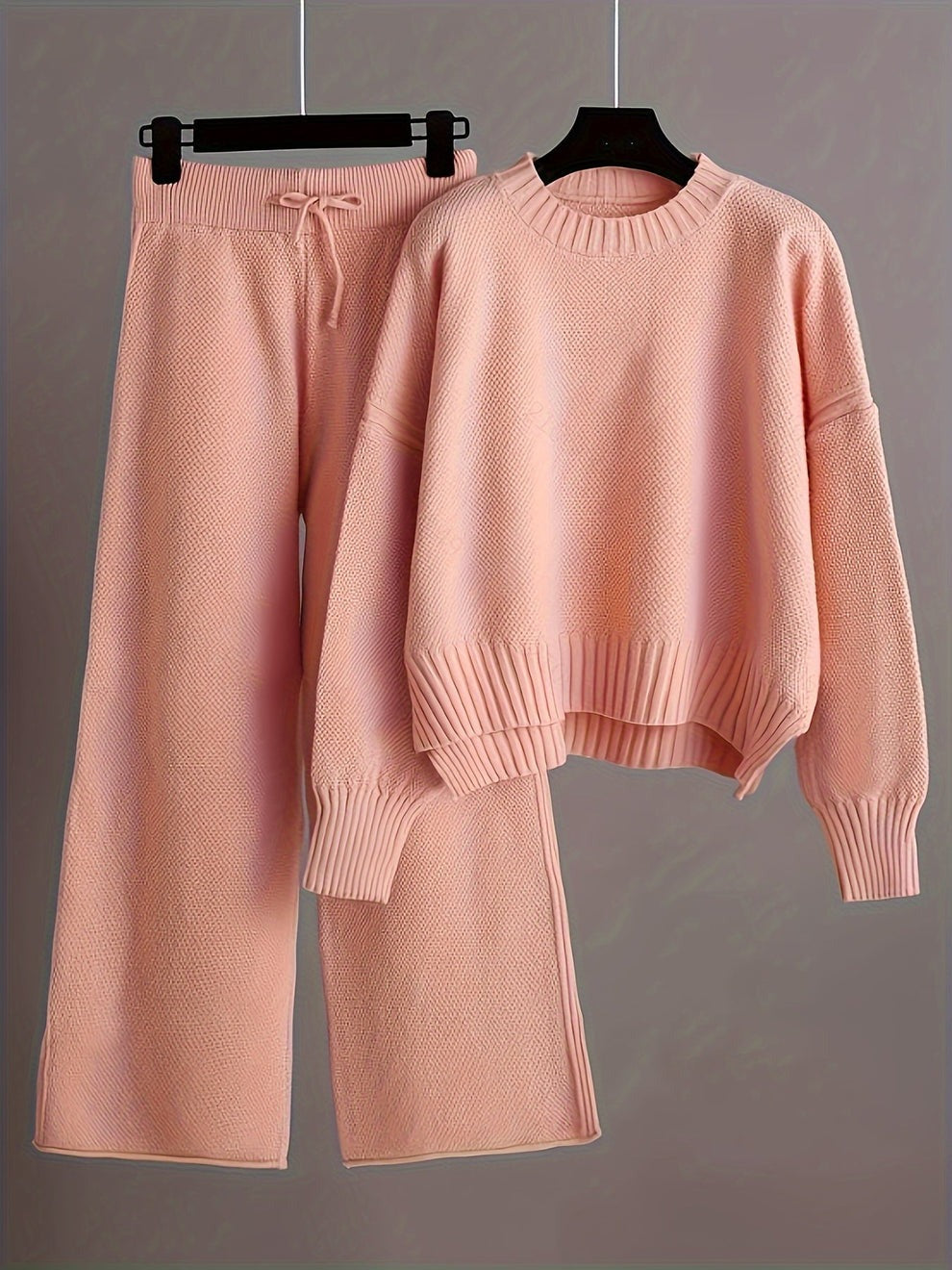 Großer Pullover und weite Hose MAYA
