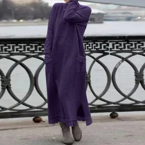 SVEA: Locker geschnittenes, langes Strickkleid
