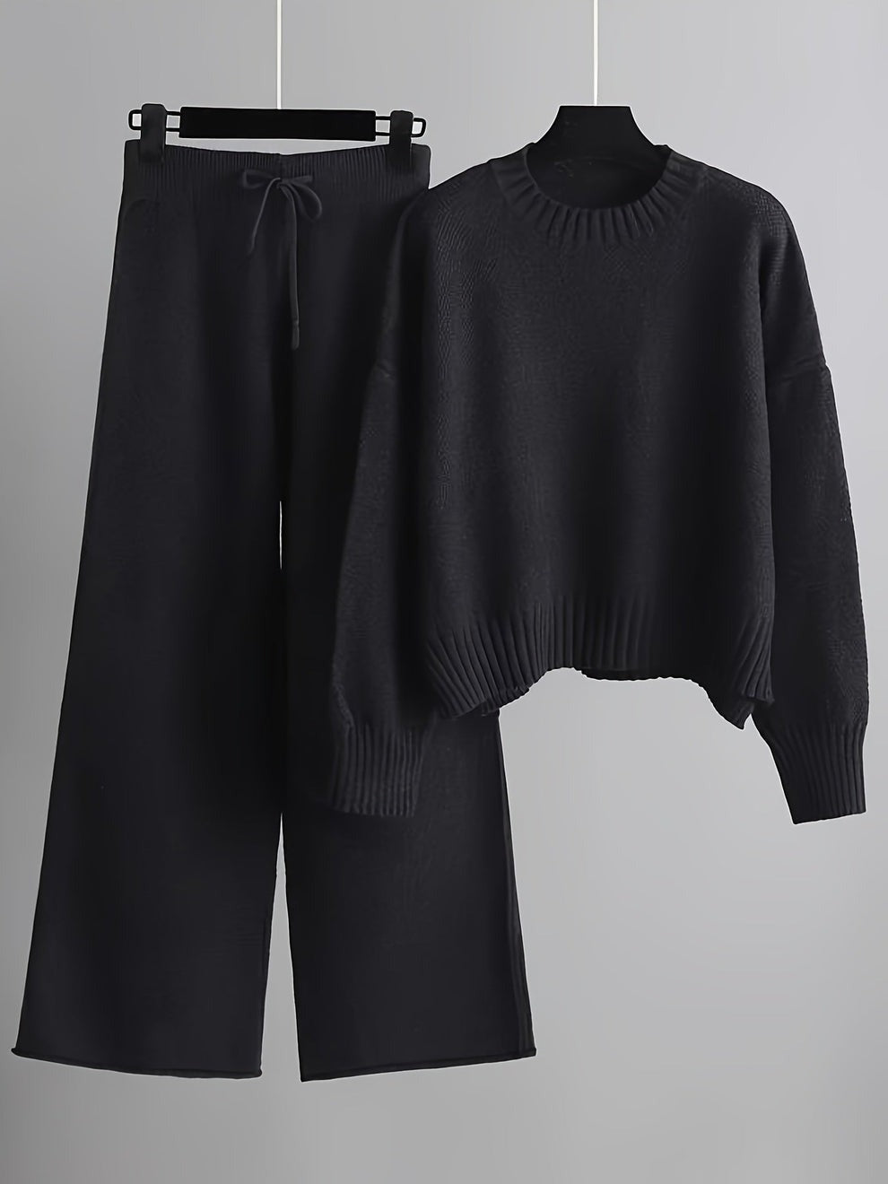 Großer Pullover und weite Hose MAYA