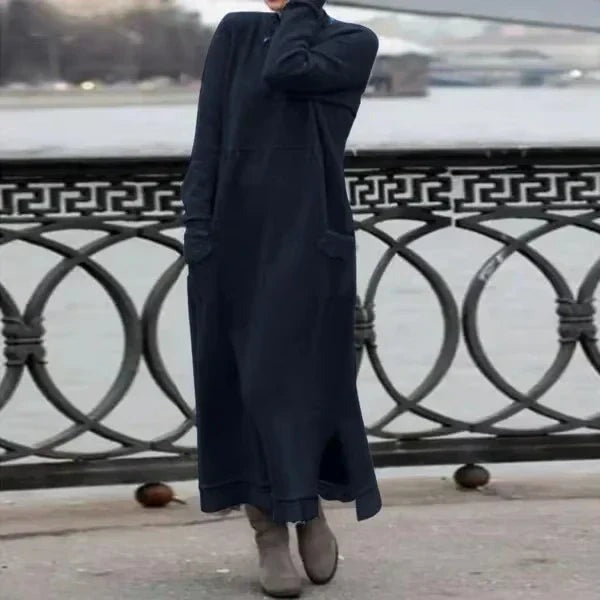 SVEA: Locker geschnittenes, langes Strickkleid