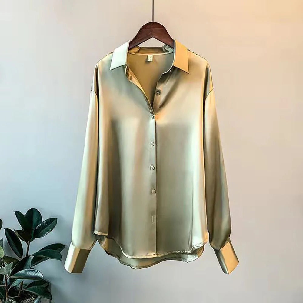 Edle Satinbluse mit langen Ärmeln