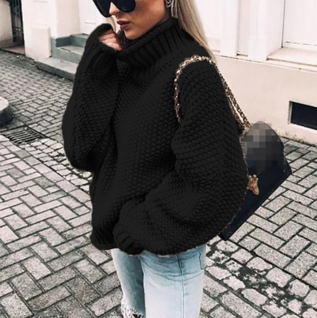 Großer Pullover mit Rollkragen