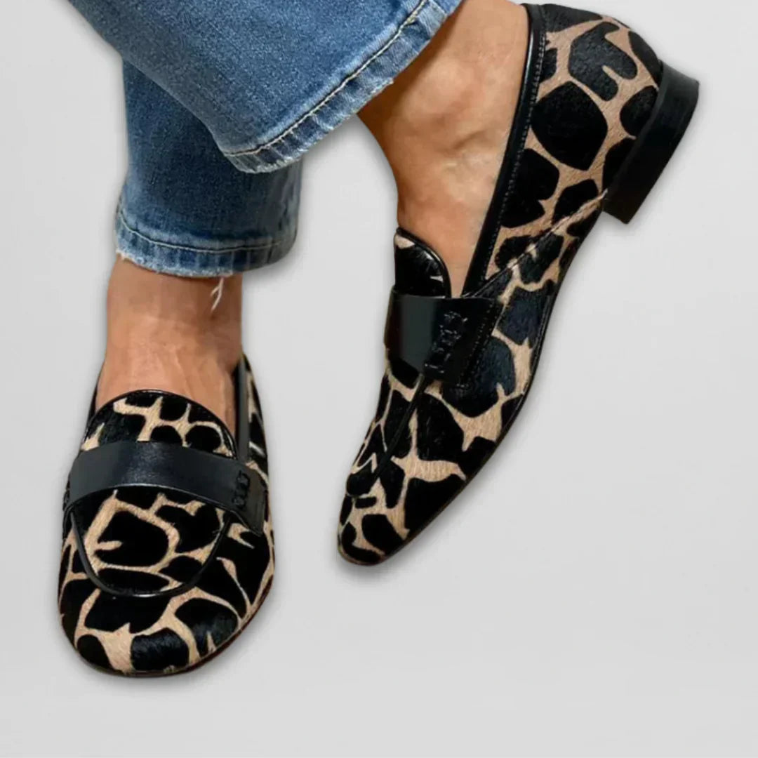 MODEGEIST Damen Loafer Kuhmuster Bequem Vielseitig Casual