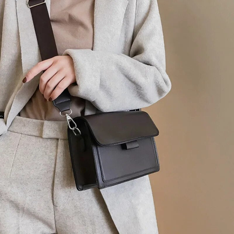 Damen-Umhängetasche Anja: Elegant, geräumig und mit robustem Lederfinish