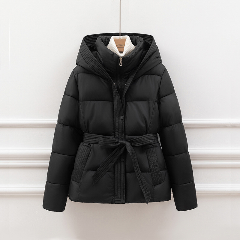 ModeGeist | Steppjacke - Slim Fit - Kapuze - Bindegürtel - Seitentaschen