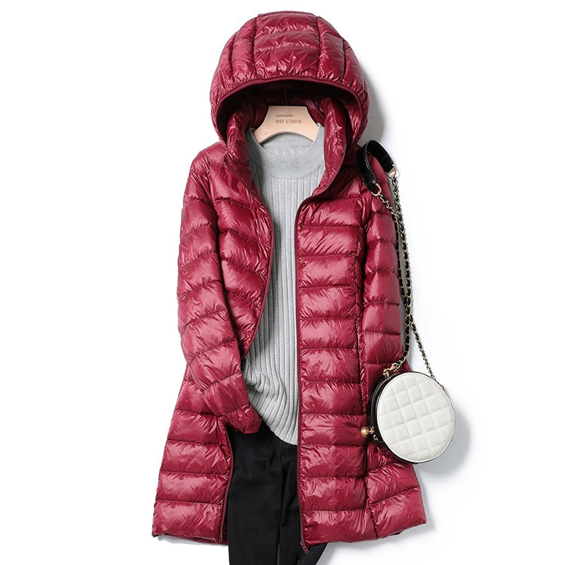 ModeGeist | Leichter Wintermantel mit abnehmbarem Hut für Frauen ideal für die kalte Saison