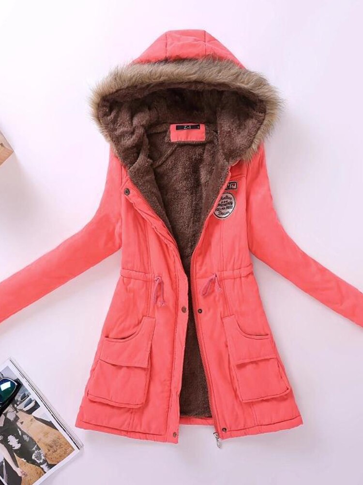 ModeGeist | Parka Jacke - Warme Fütterung - Kapuze mit Pelzbesatz - Reißverschluss & Knöpfe - Verstellbare Taille