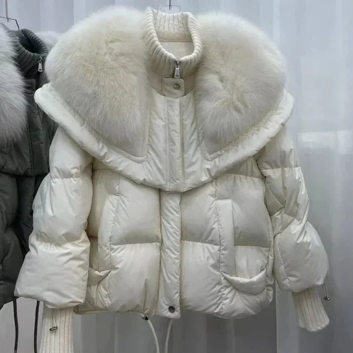 ModeGeist | Warme, Wattierte Fell-Daunenjacke für Damen