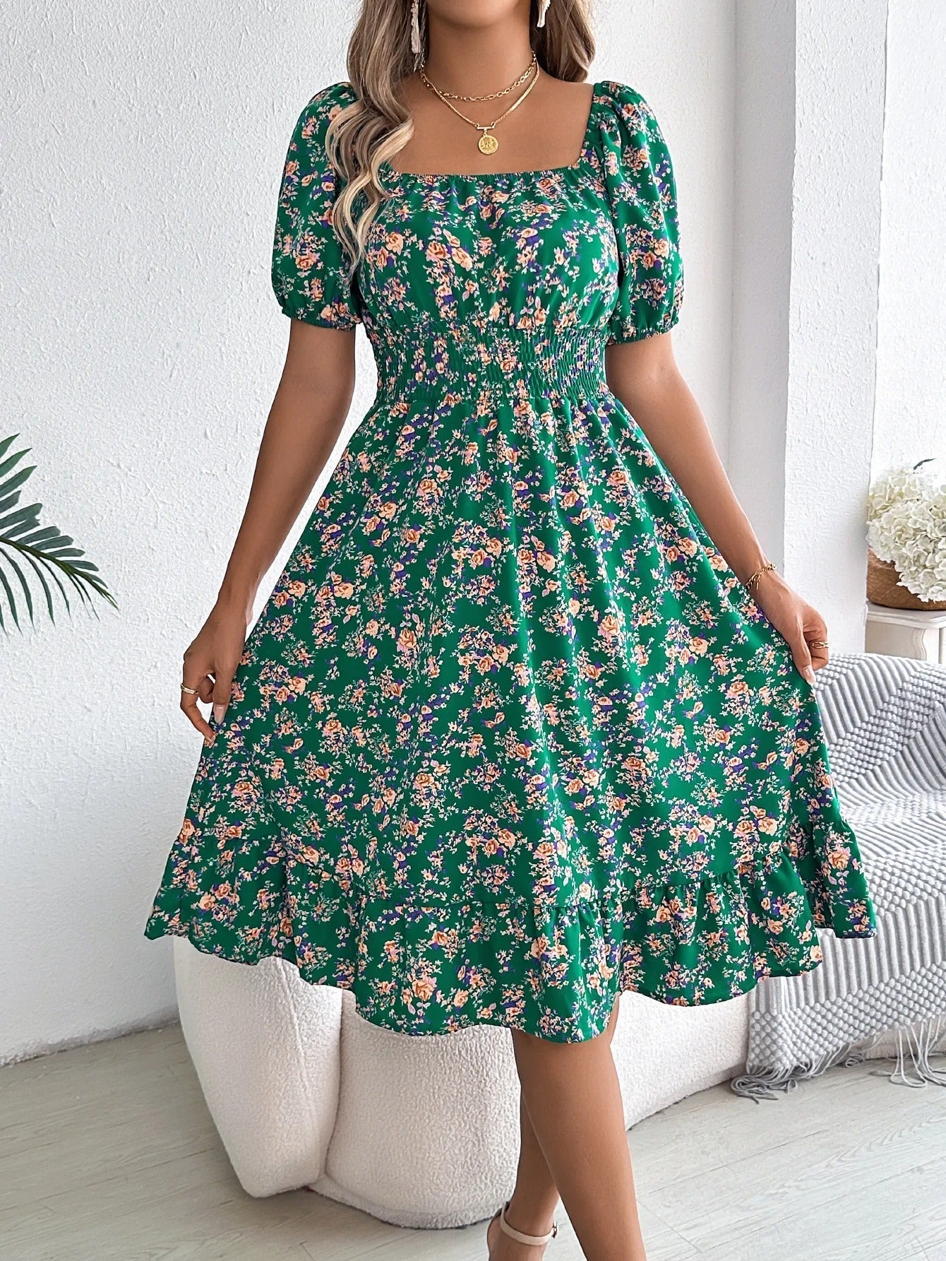 Mila® Puffärmeliges Blumenkleid