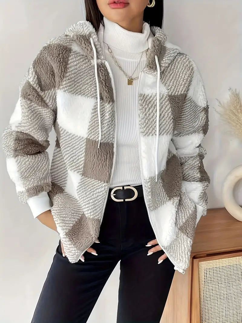 Plaid Perfection Teddy Mantel mit Kapuze von Lucenith