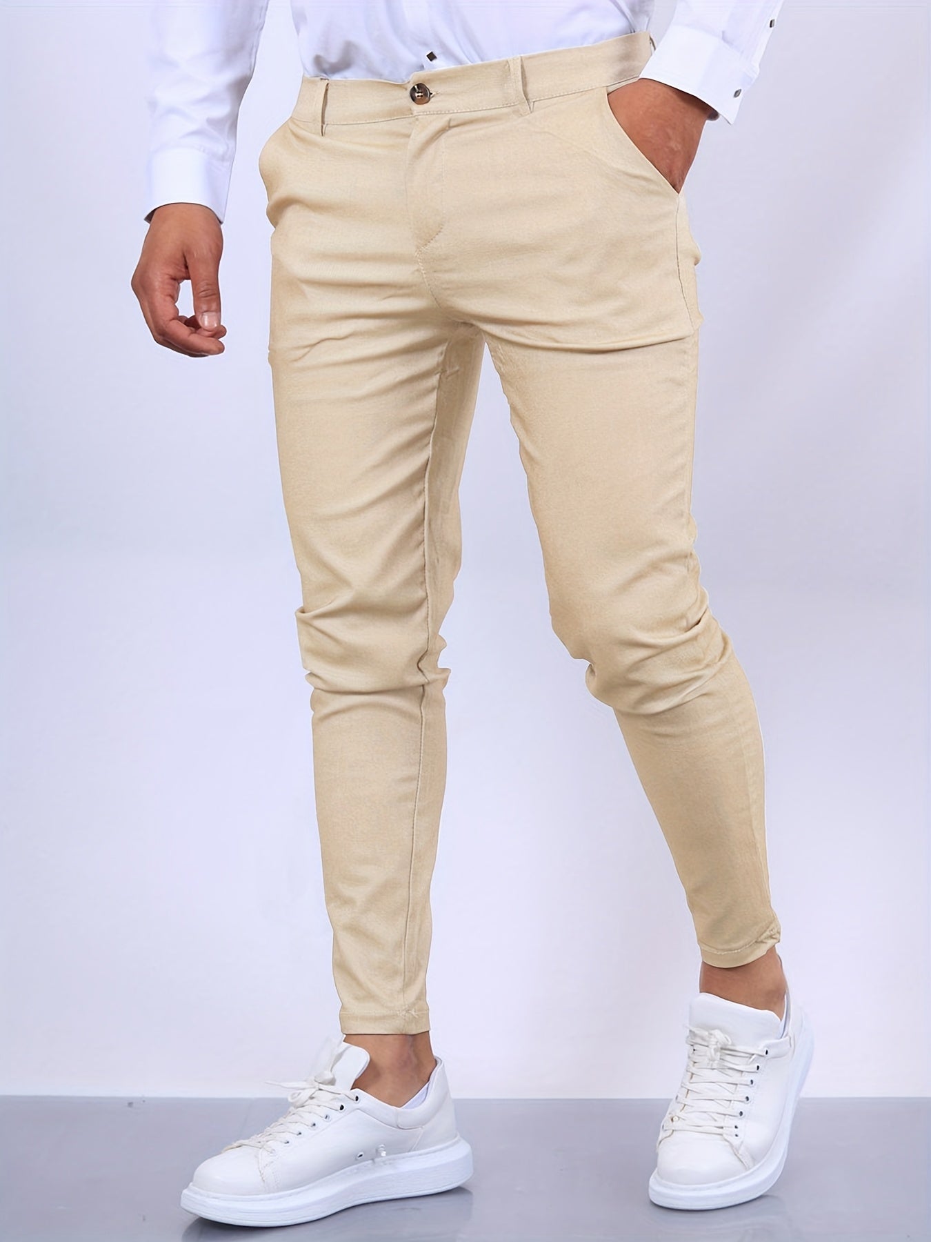Schicke, moderne Herrenhose im Slim Fit