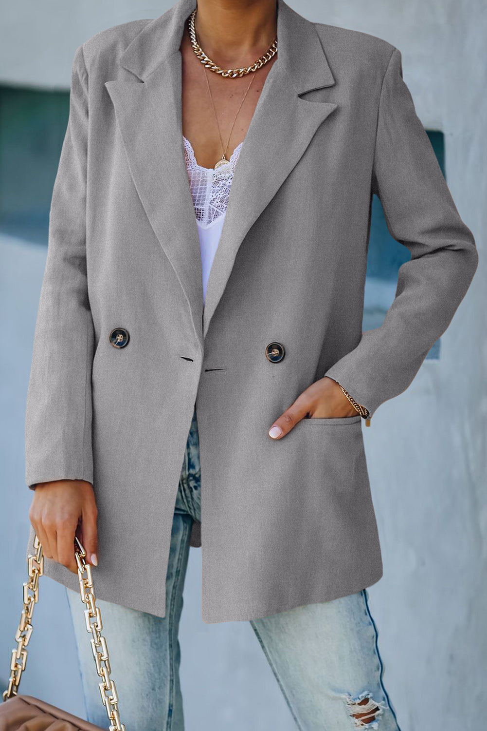 ModeGeist | Doppelreihiger Blazer mit gepolsterten Schultern und Taschen