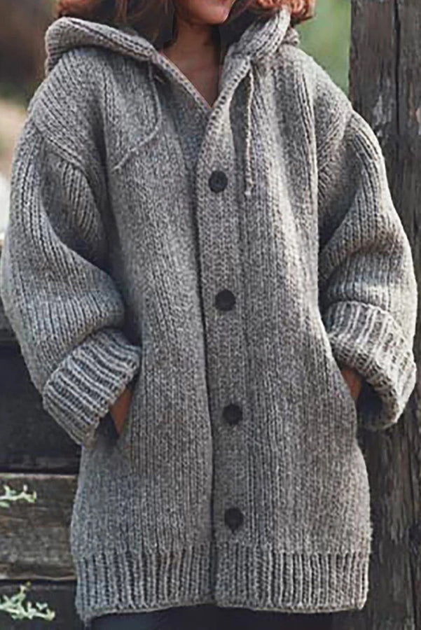 Edle Kapuzenstrickjacke Wilme