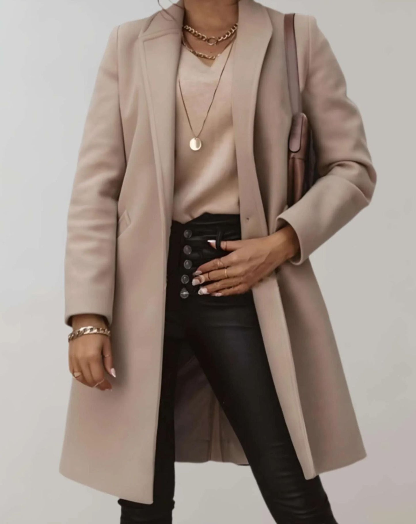 Rosalina: Ein eleganter Damen-Trenchcoat