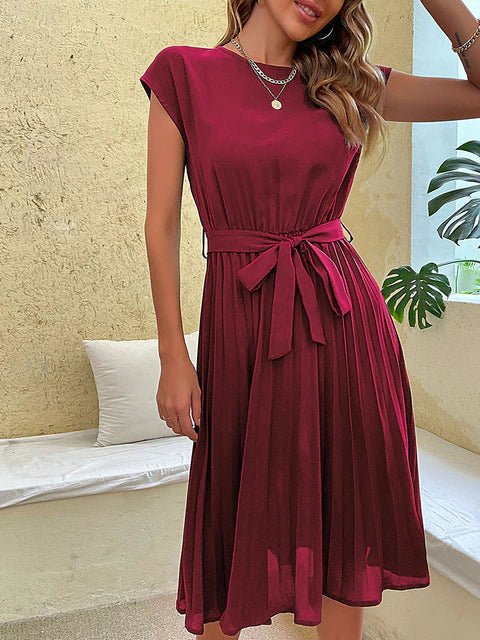 Midikleid Elfriede: Modernes Plissee-Design