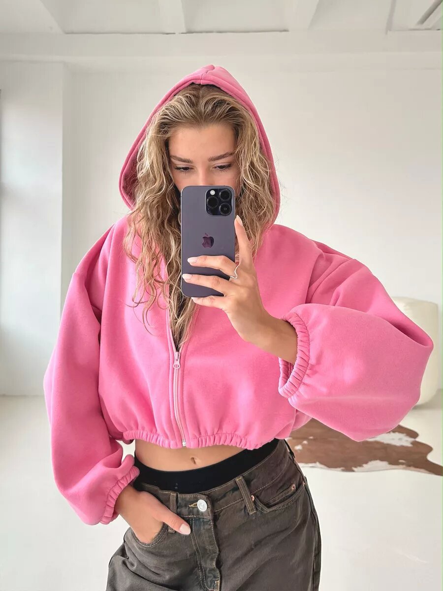 ModeGeist | leichter kurzer Sport-Sweatshirt mit Kapuze