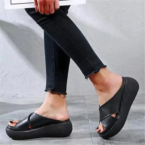 MODEGEIST Damen Flache Sandalen Gepolsterte Sohle Verstellbare Riemen