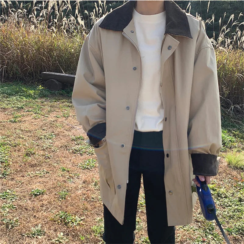 ModeGeist | im Vintage-Stil mit Umlegekragen und großen Taschen