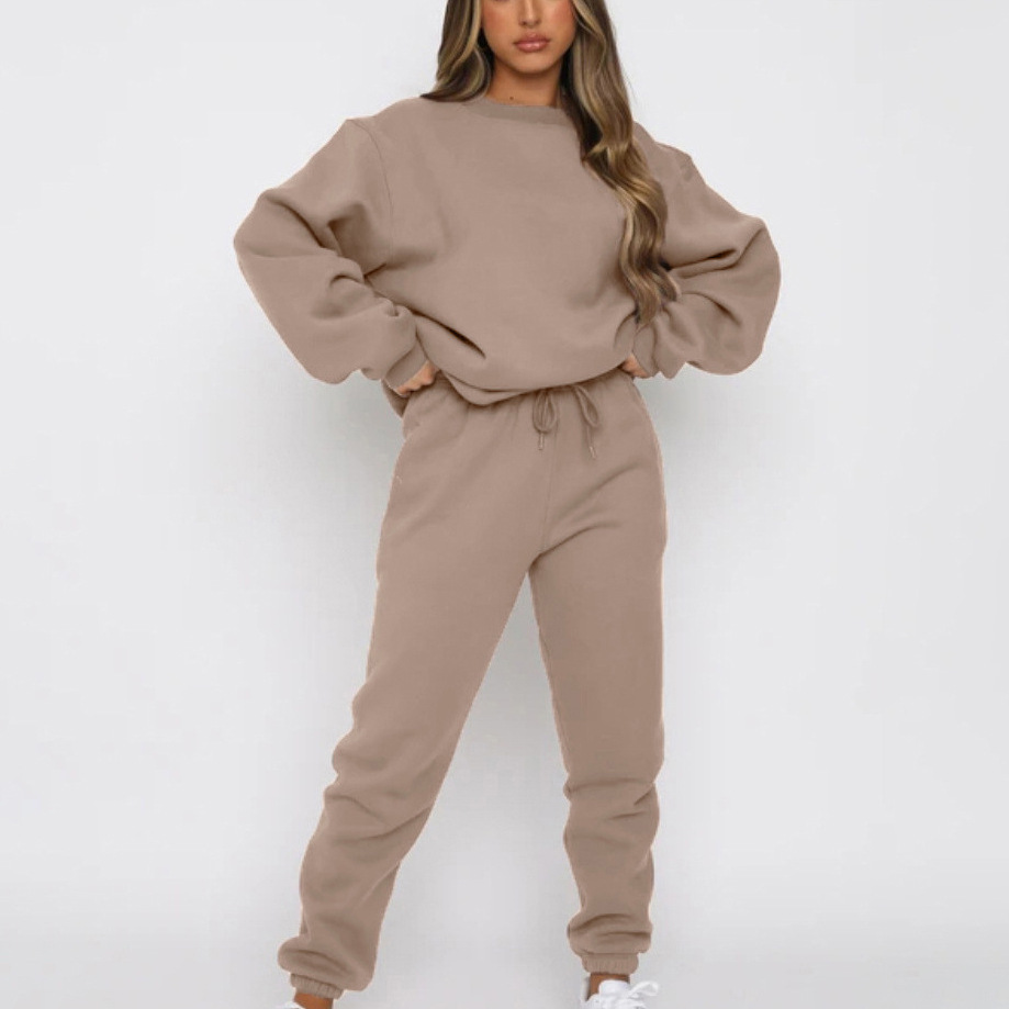 Frauen-Set: Bequeme Hose und Pullover - Alma