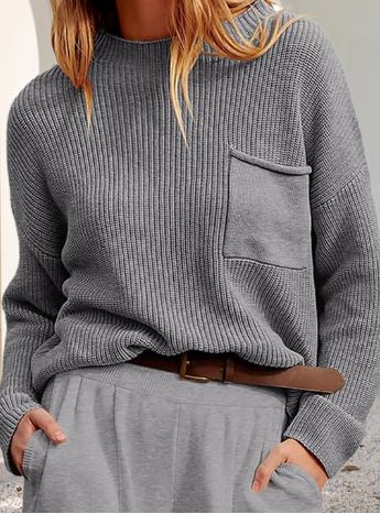 Clara: Modischer Pullover für den Winter