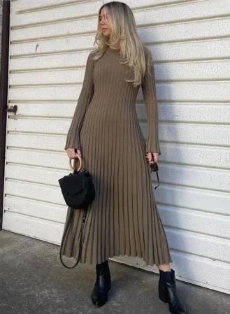 Langes Damen-Strickkleid von Sophie