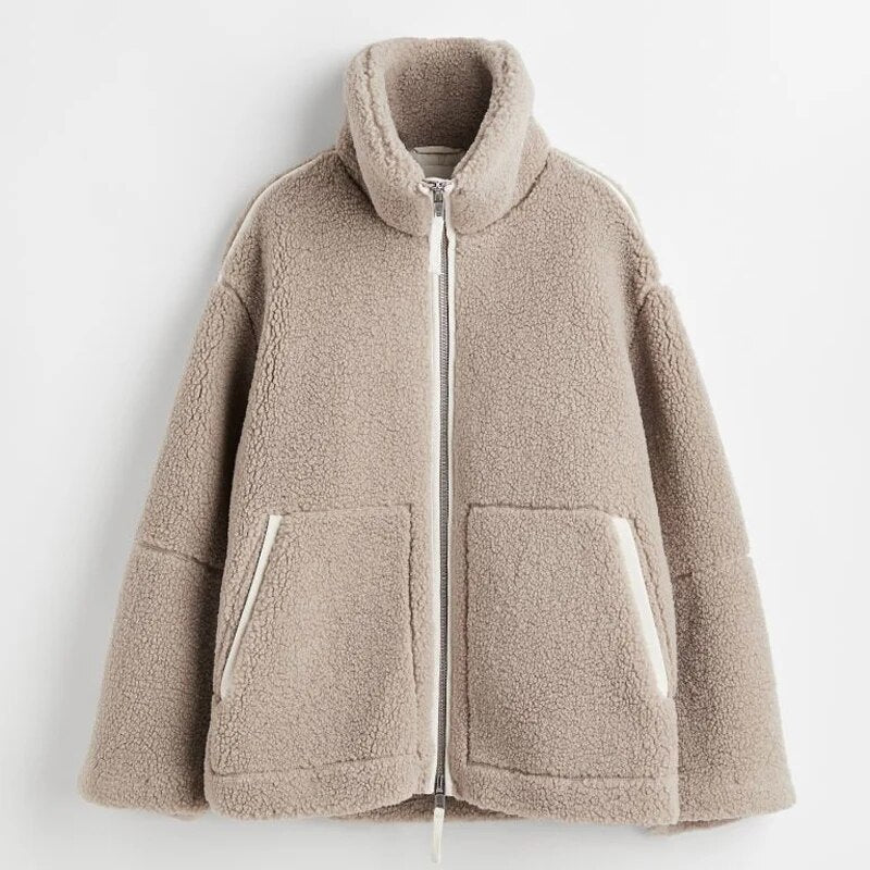 ModeGeist | Damen Wollmantel mit Rollkragen aus Schafwolle