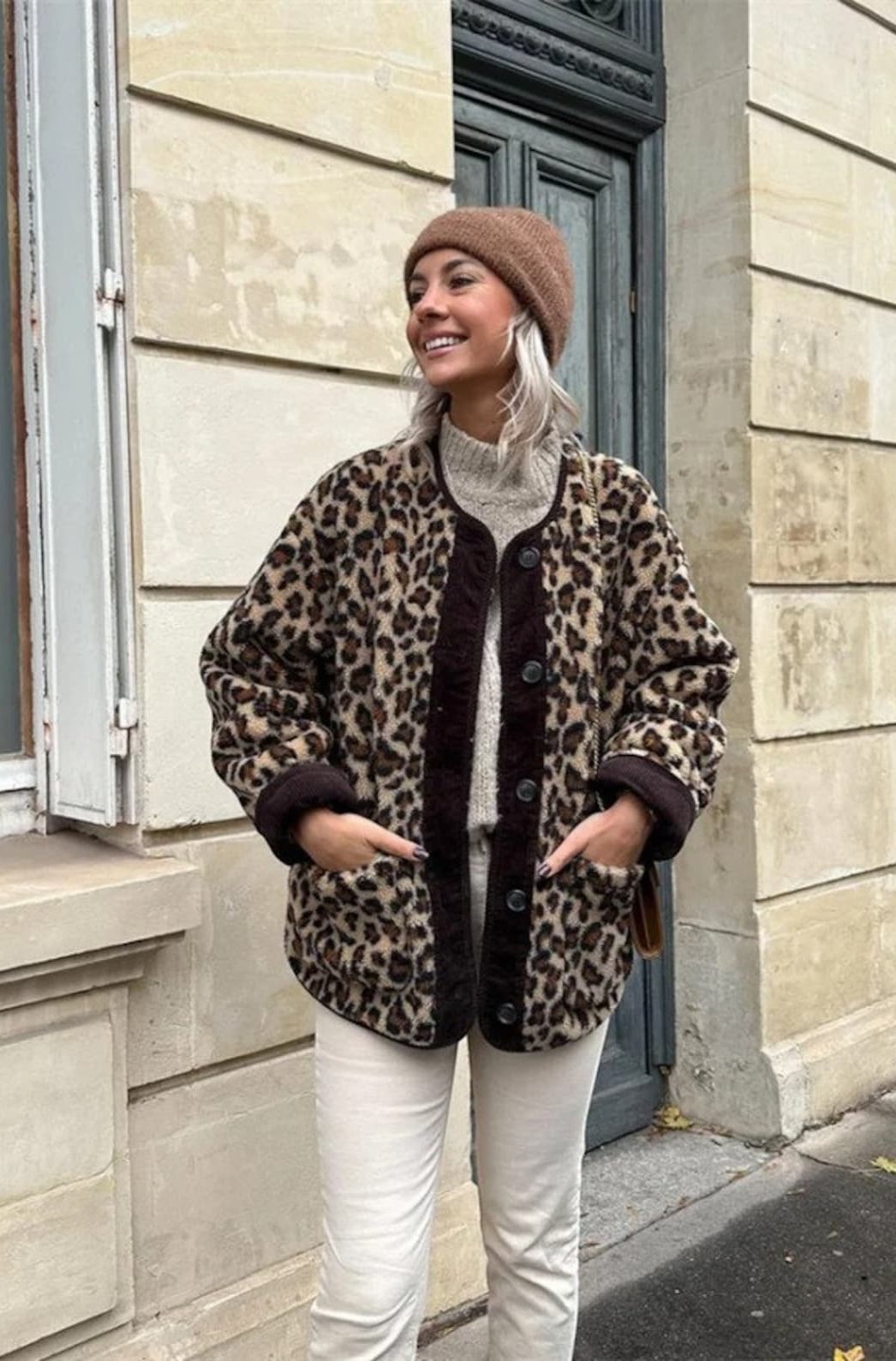 ModeGeist | Lässiger Cardigan Tierdruck Bequem und Stilvoll