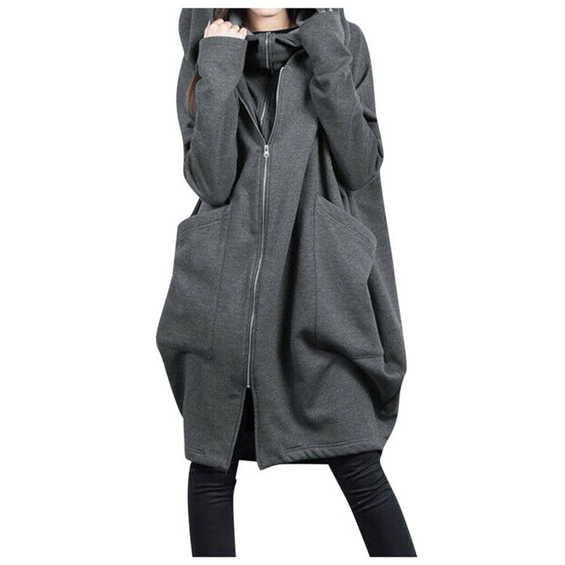 ModeGeist | Mittellanger Mantel - Oversized Fit - Kapuze - Reißverschluss - Weicher Woll-Look