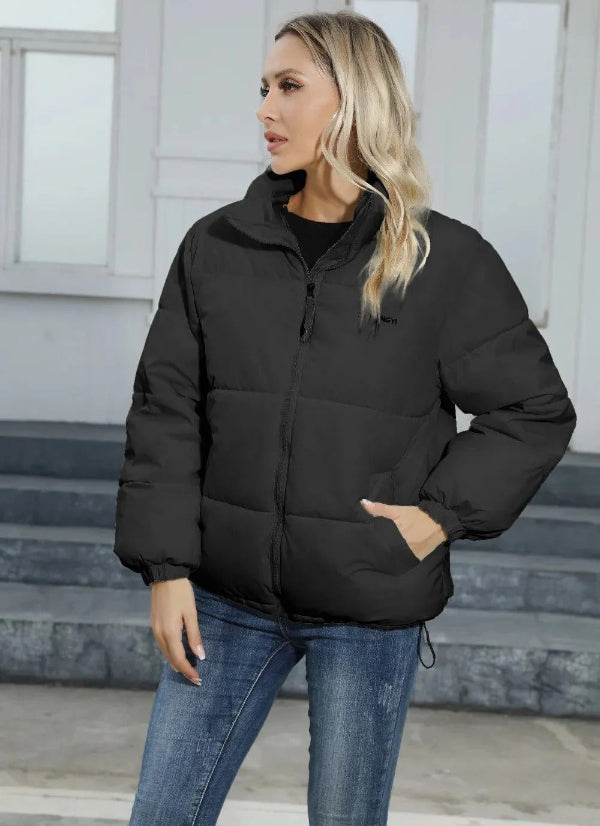 ModeGeist | Jacke – Lässiger Schnitt – Stehkragen – Reißverschluss Vorne – Elastische Bündchen – Hüftlänge