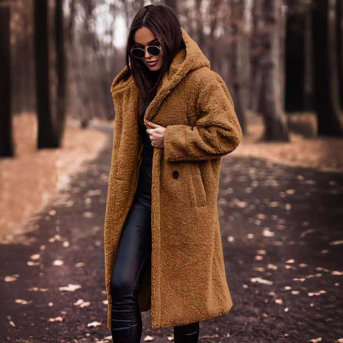 ModeGeist | Mantel - Oversized Fit - Wolle - Vollständig - Kapuze und Knöpfe