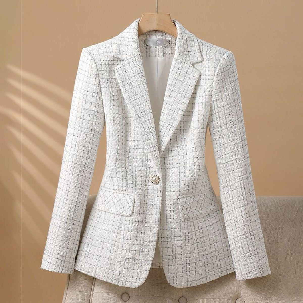ModeGeist | Damenblazer mit kariertem Muster