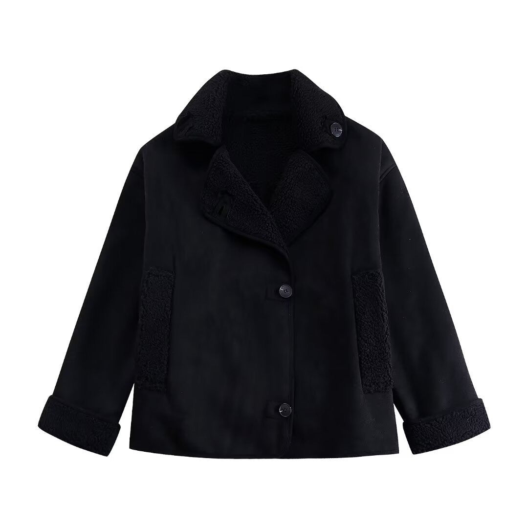 ModeGeist | Kurze Damenjacke mit Bunny-Effekt und Schaffellfutter