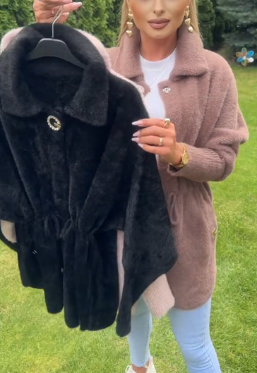 ModeGeist | Weitgeschnittene Plüschjacke mit Revers