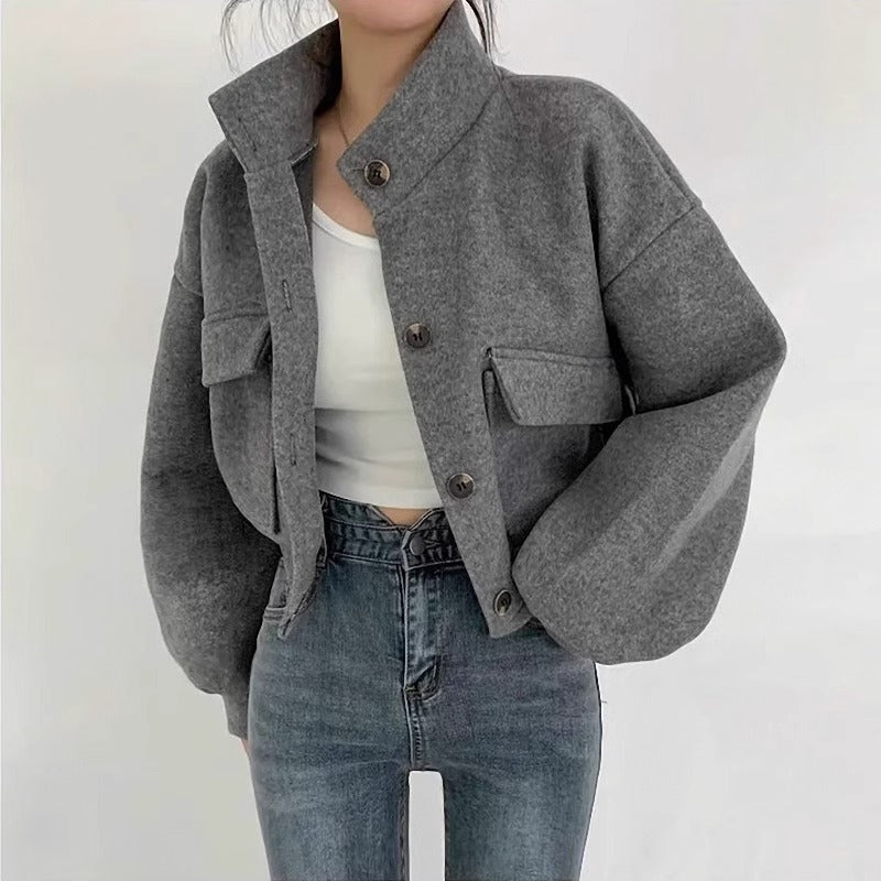 ModeGeist | Kurze graue Wolljacke für Frauen Mauwi