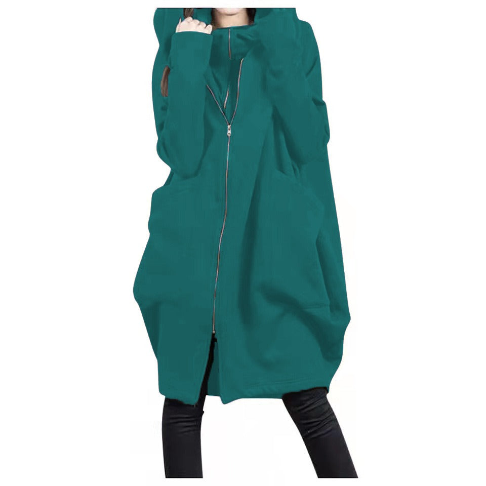 ModeGeist | Mittellanger Mantel - Oversized Fit - Kapuze - Reißverschluss - Weicher Woll-Look