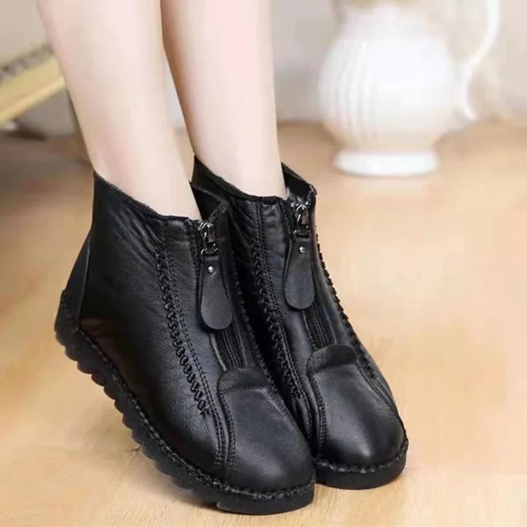 ModeGeist | Ankle Boots – Lederlook – Frontreißverschluss – Chunky-Sohle – Lässiger Schnitt