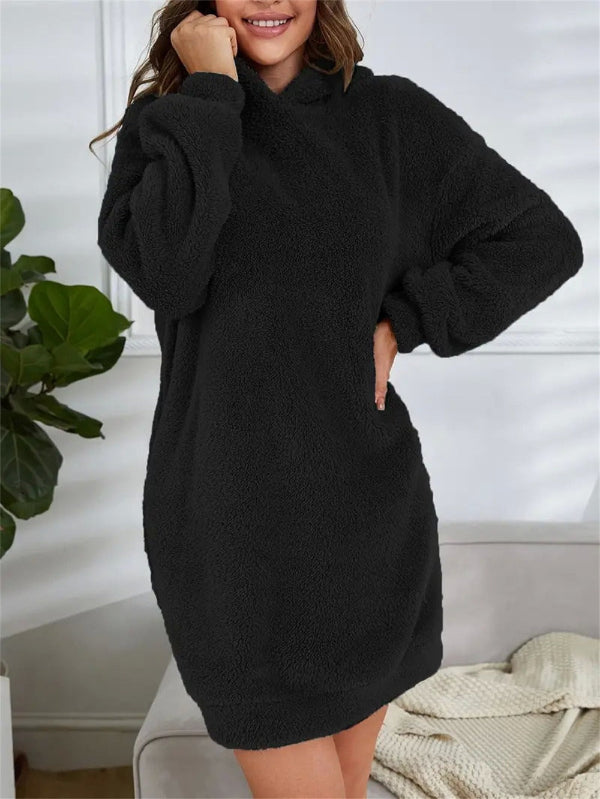 ModeGeist | Übergröße Teddy Sweatkleid mit Kapuze