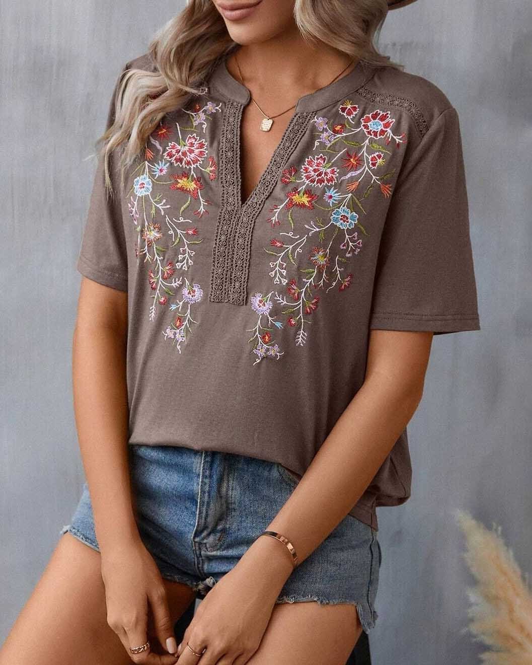 Damenbluse mit Blumen Stickerei von Mesdie
